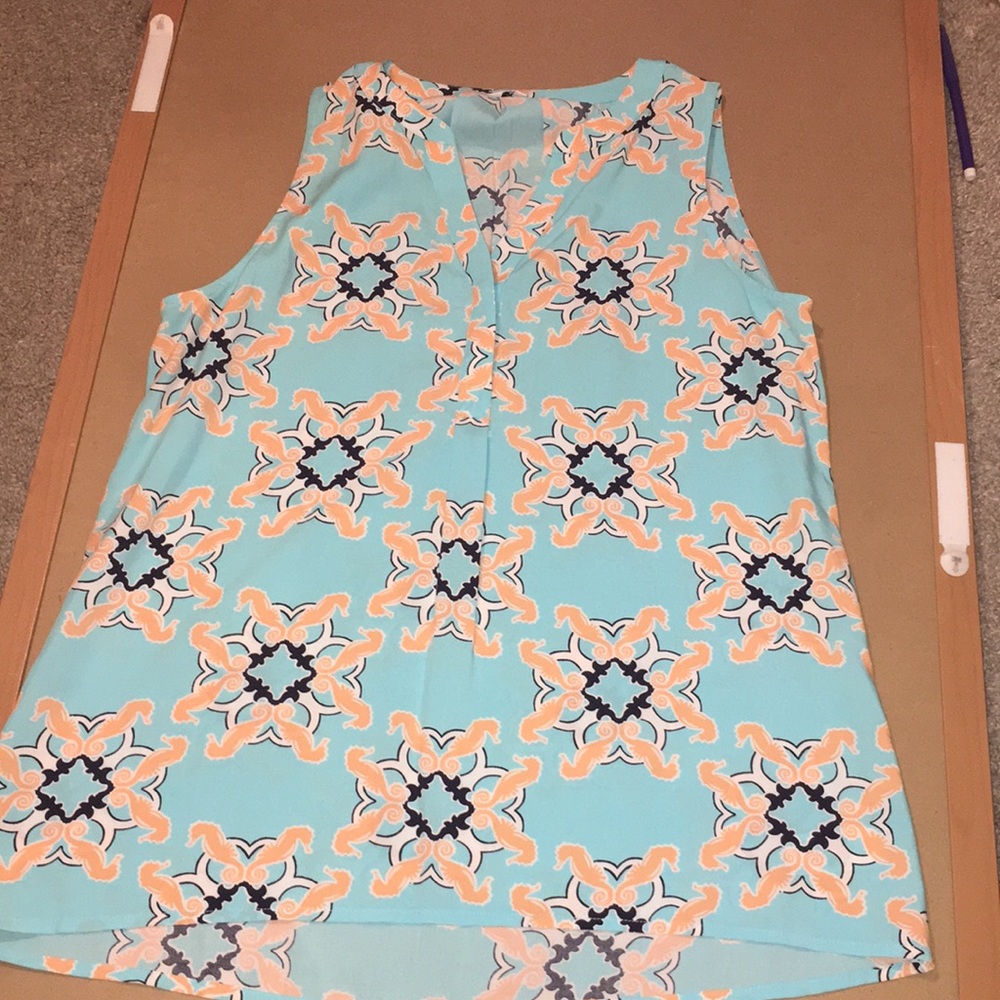 crown&ivy shirt with seahorses